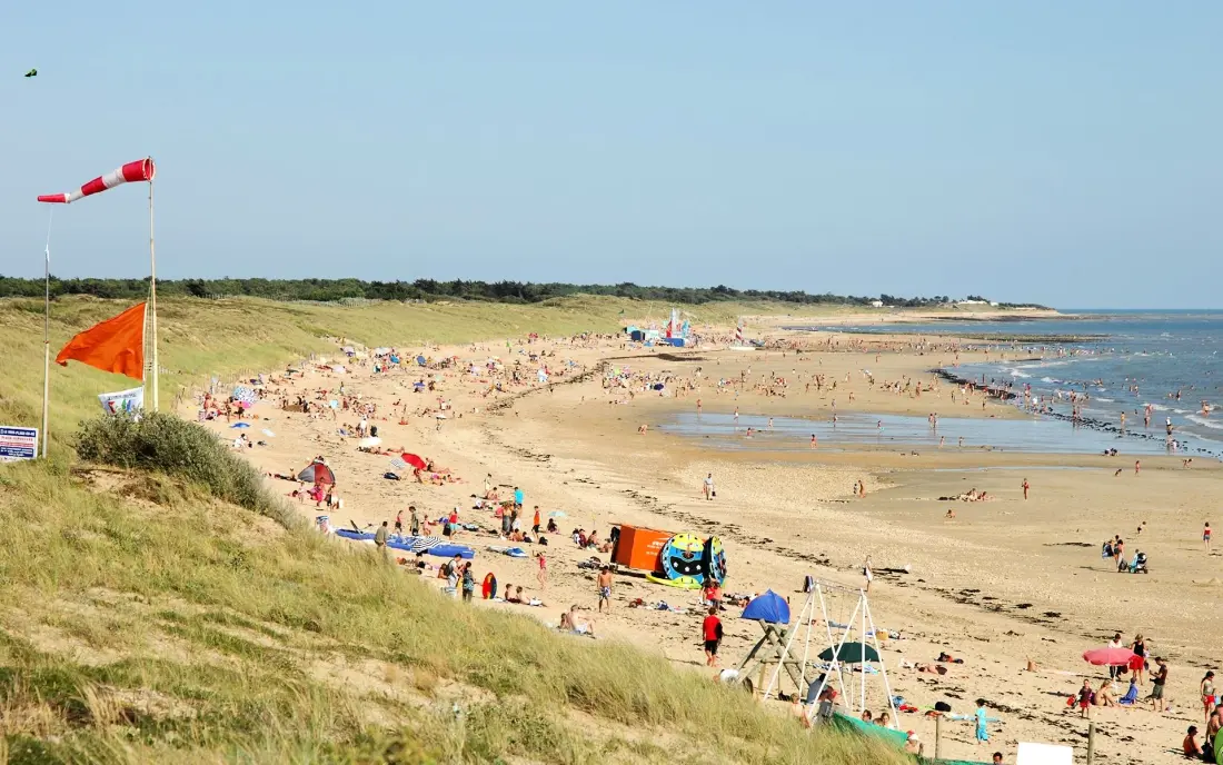 Camping LES VARENNES 4 étoiles★★★★