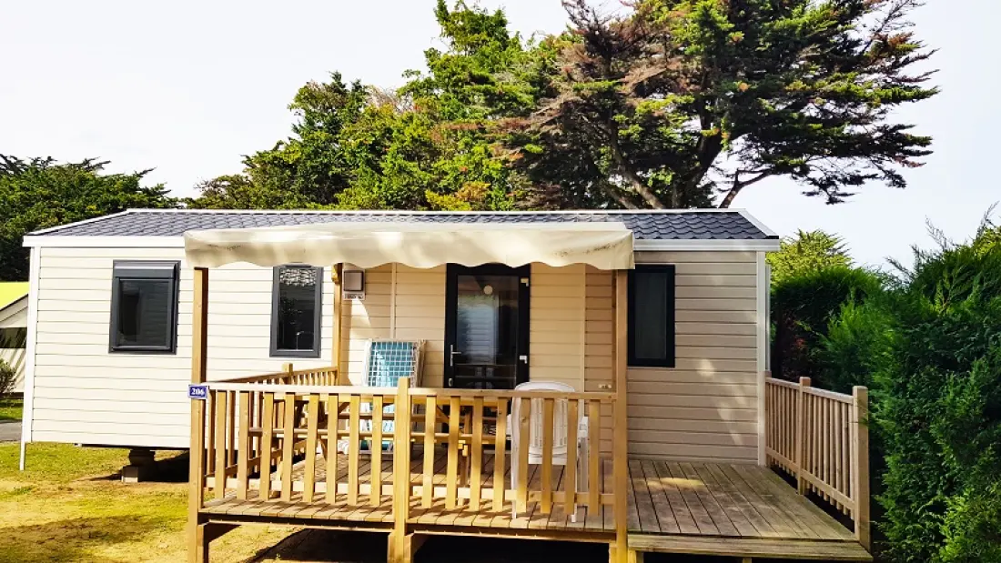 Camping Au Val de Loire en Ré 4 étoiles★★★★