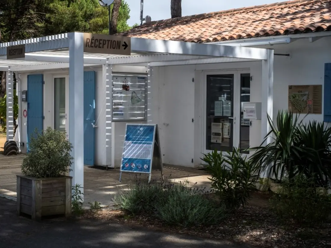 Flower Camping Tamarins Plage  4 étoiles★★★★