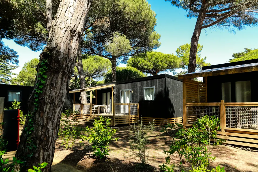 Flower Camping Tamarins Plage  4 étoiles★★★★
