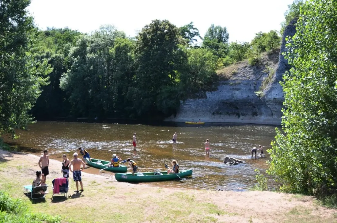 Camping Paradis Le Rocher de la Granelle 3 étoiles★★★