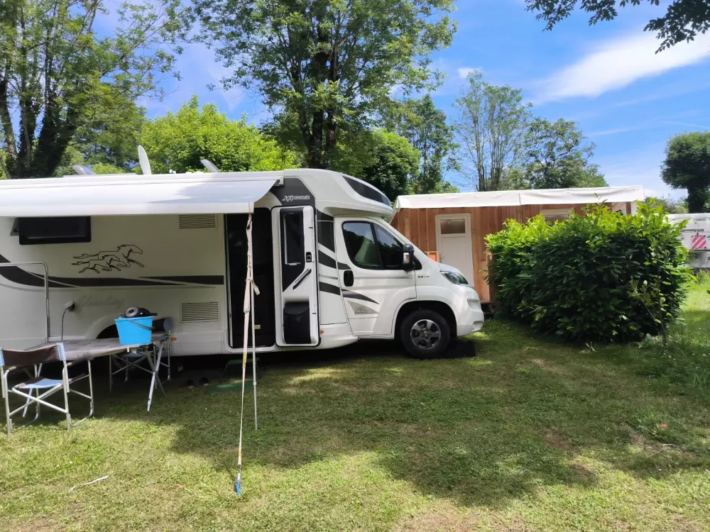 Camping Paradis Le Rocher de la Granelle 3 étoiles★★★