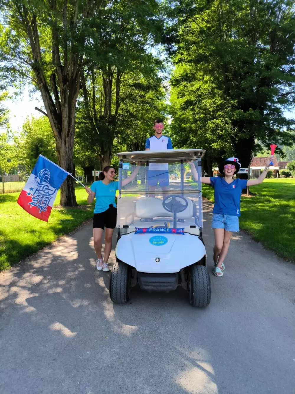 Camping Paradis Le Rocher de la Granelle 3 étoiles★★★