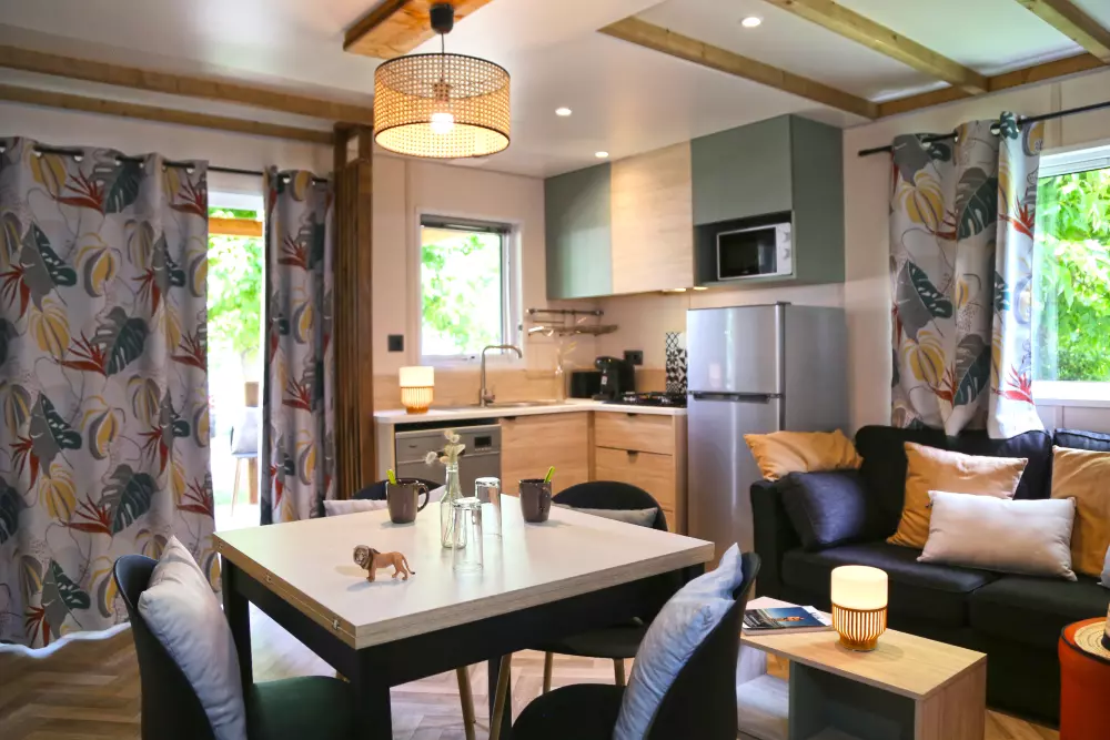 Camping Paradis Le Rocher de la Granelle 3 étoiles★★★