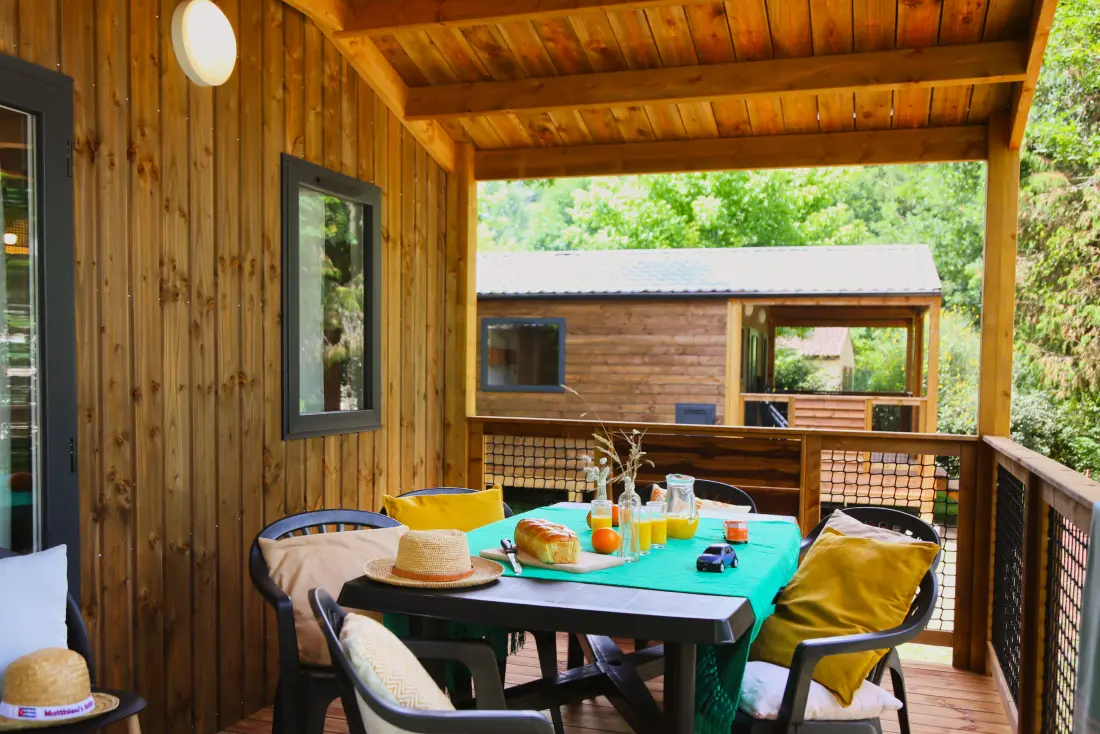 Camping Paradis Le Rocher de la Granelle 3 étoiles★★★