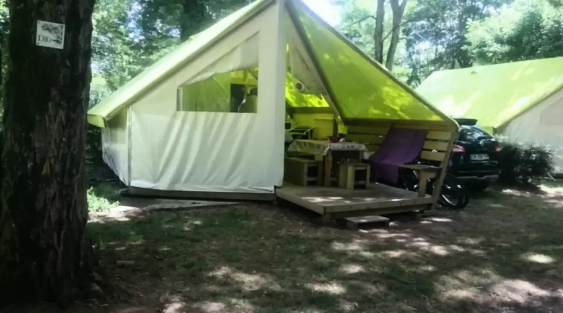 Camping Paradis Le Rocher de la Granelle 3 étoiles★★★