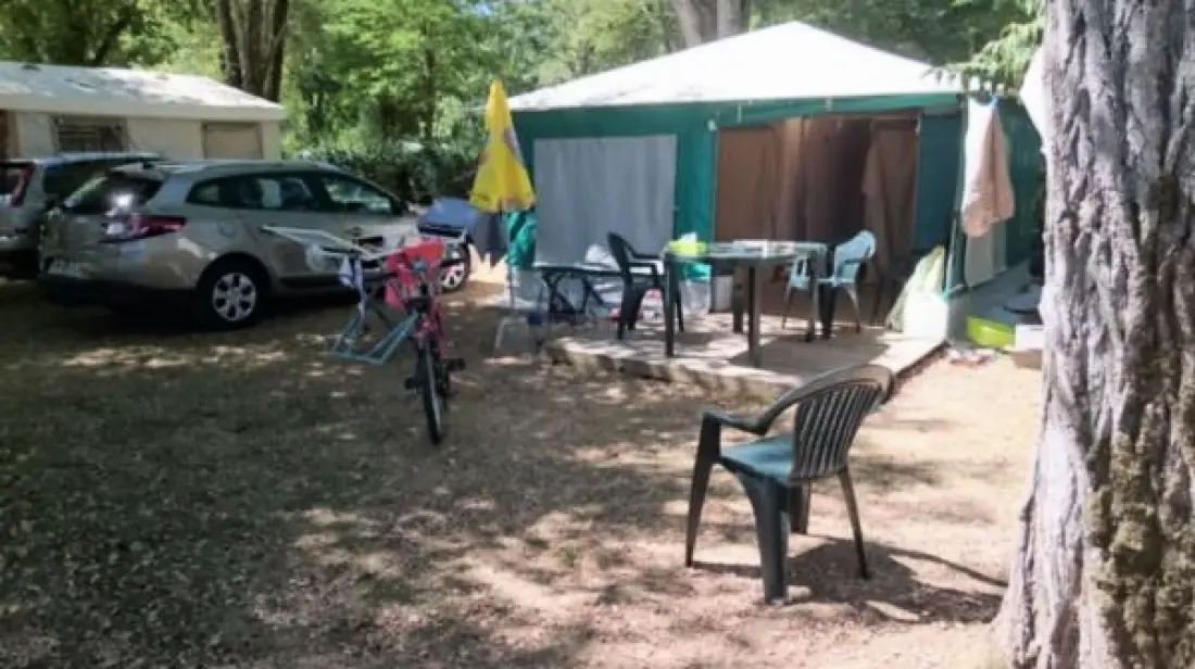 Camping Paradis Le Rocher de la Granelle 3 étoiles★★★
