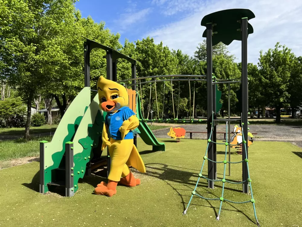 Camping Paradis Rocher de la Granelle 31 étoiles★