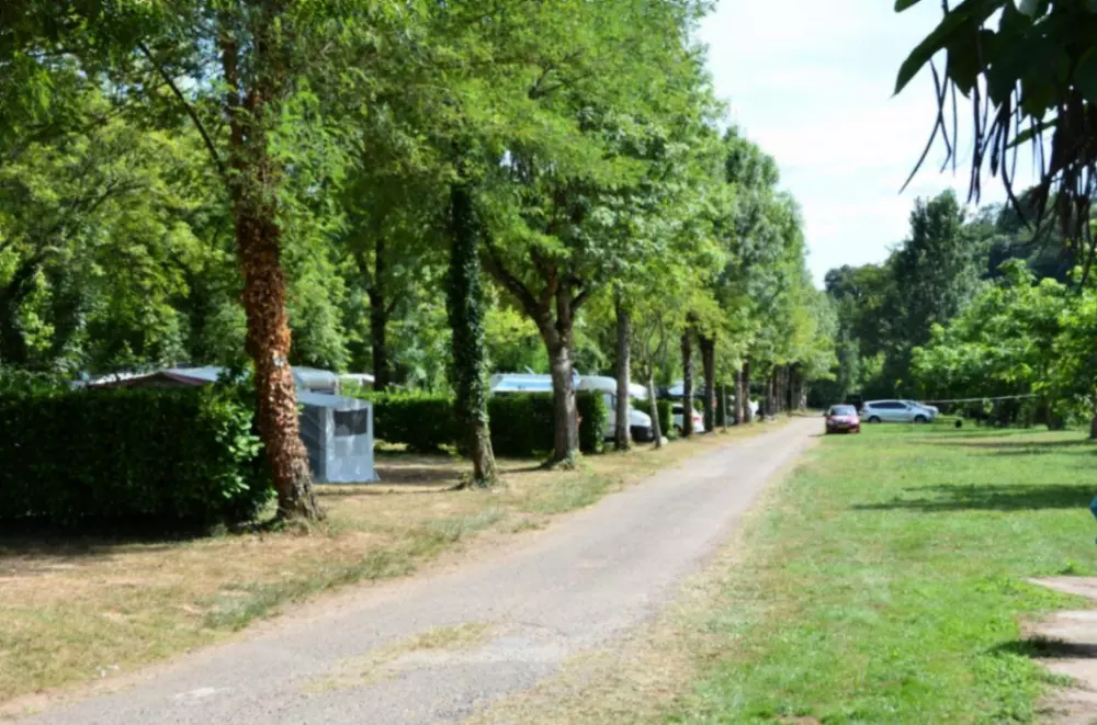 Camping Paradis Rocher de la Granelle 31 étoiles★