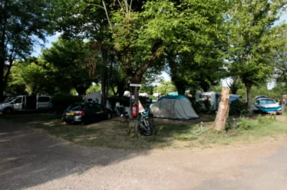 Camping Paradis Rocher de la Granelle 31 étoiles★