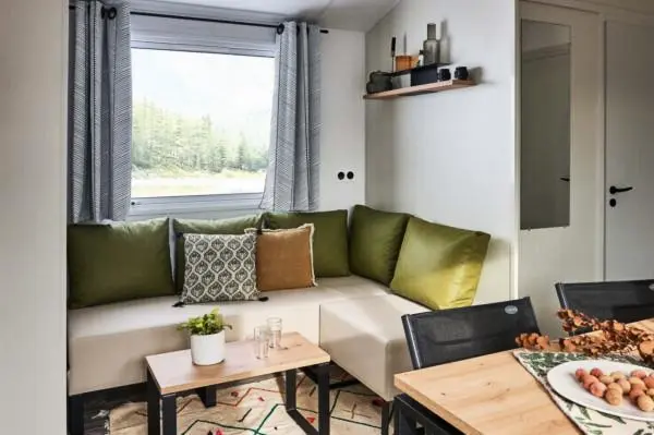 Camping Paradis Le Rocher de la Granelle 3 étoiles★★★