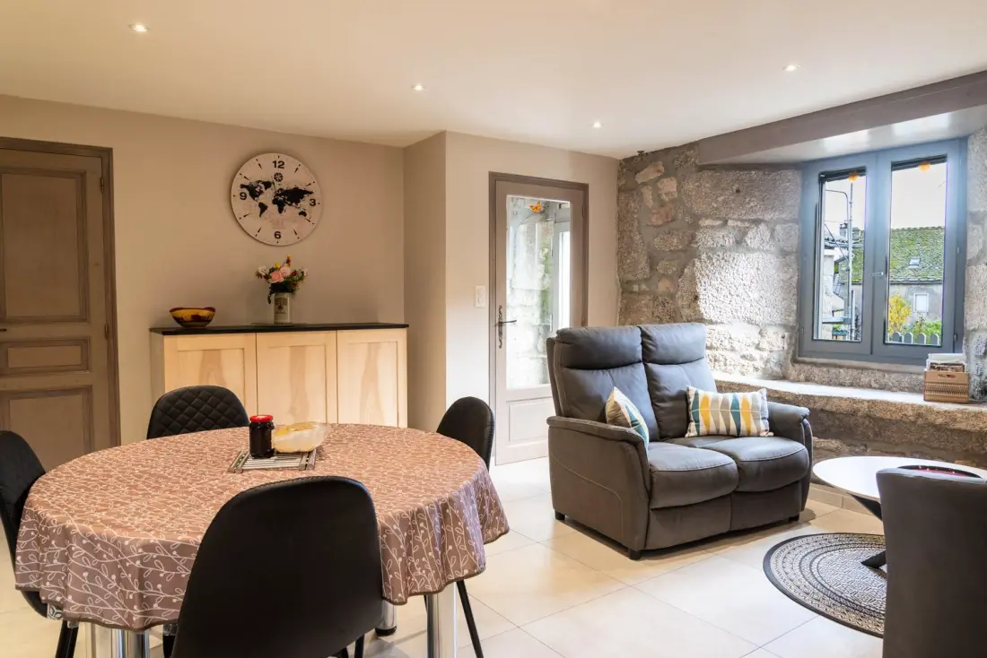 Gîte de France La maison de castanet entre aubrac et margeride 3 épis
