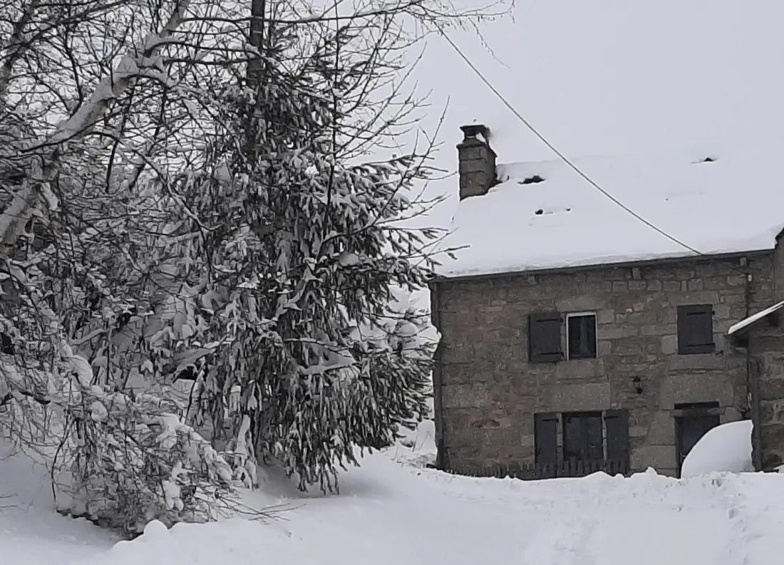 Gîte de France La maison de castanet entre aubrac et margeride 3 épis