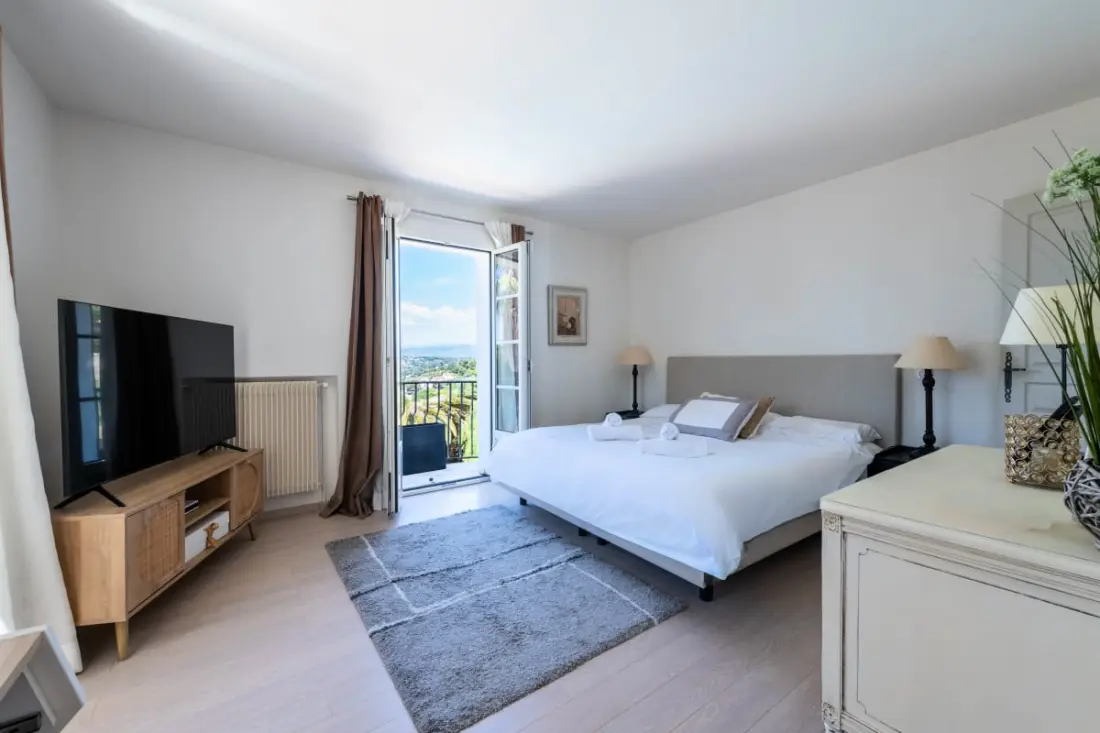 Résidence Villa 210m² Avec Piscine - Mougins