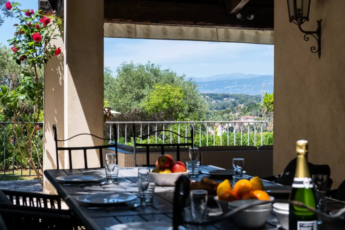 Résidence Villa 210m² Avec Piscine - Mougins