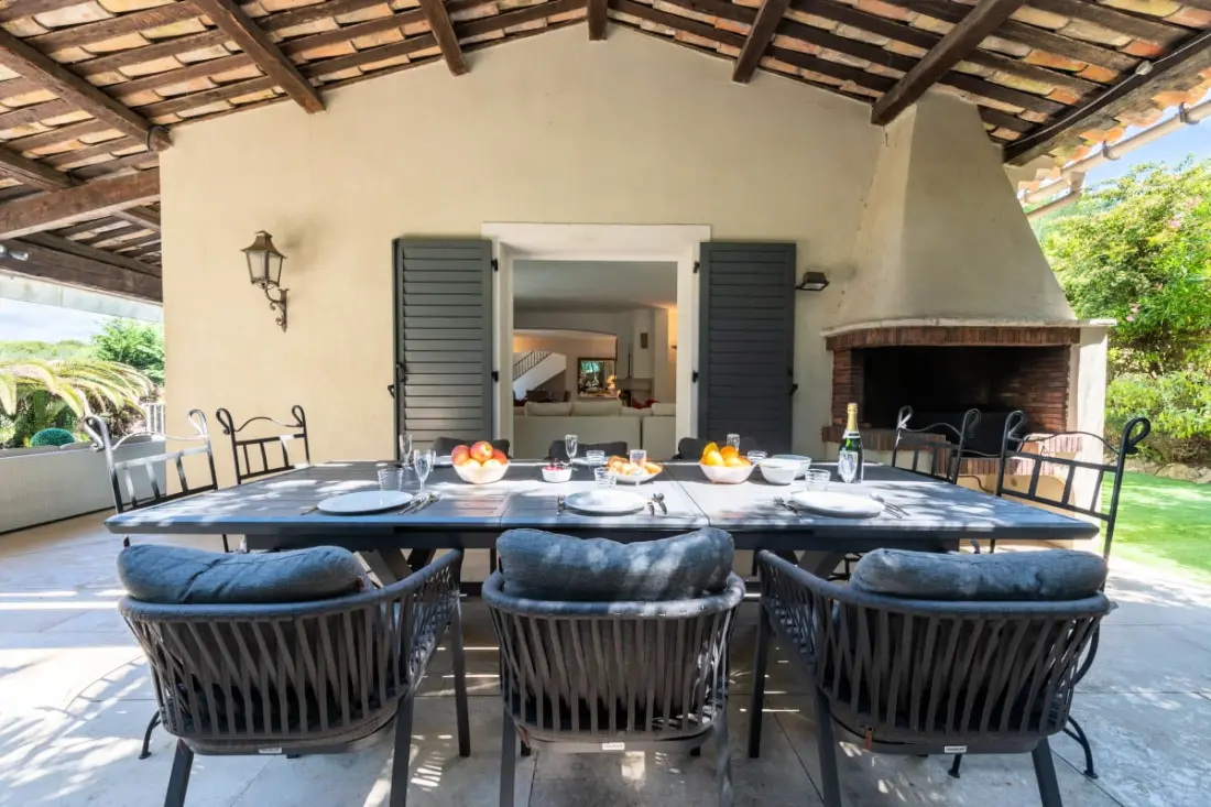 Résidence Villa 210m² Avec Piscine - Mougins