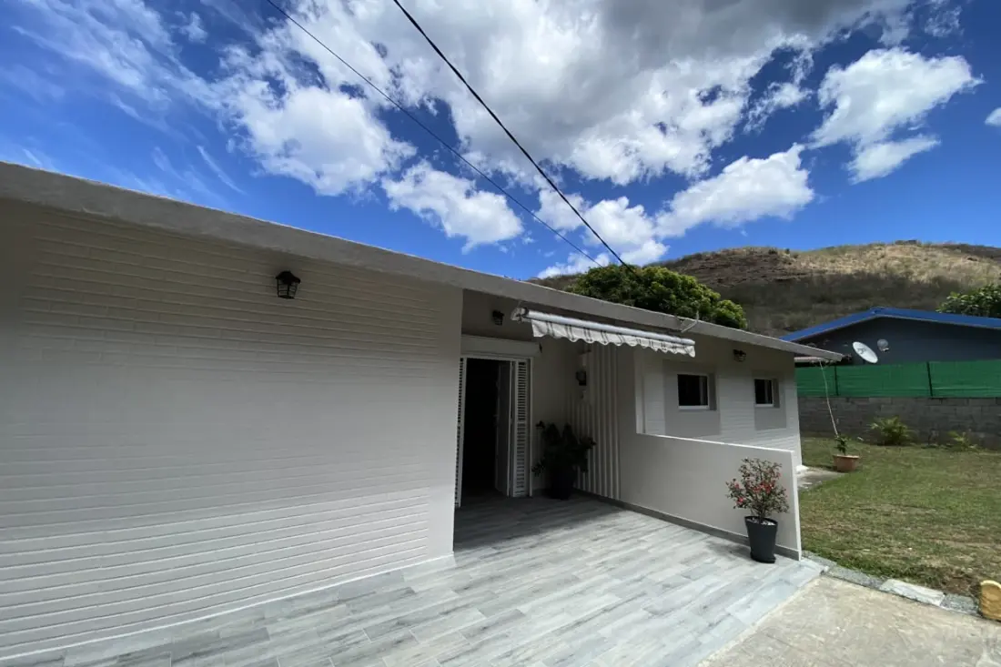 972m : Belle Villa Climatisée Avec Jardin
