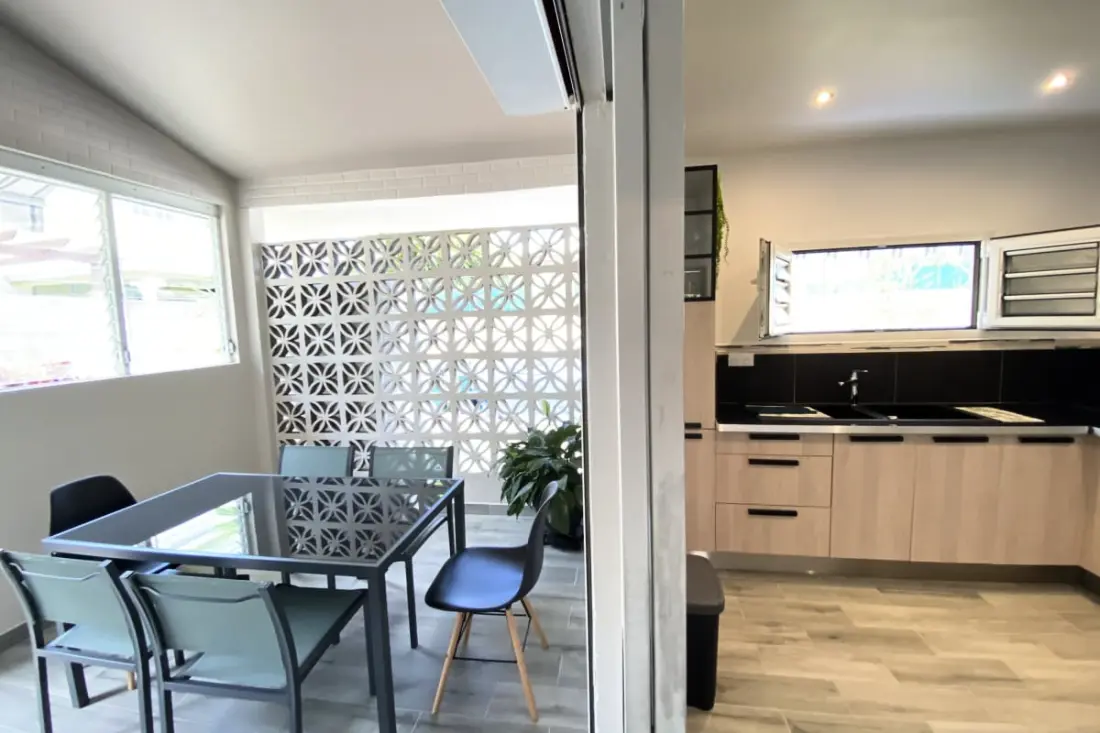 972m : Belle Villa Climatisée Avec Jardin