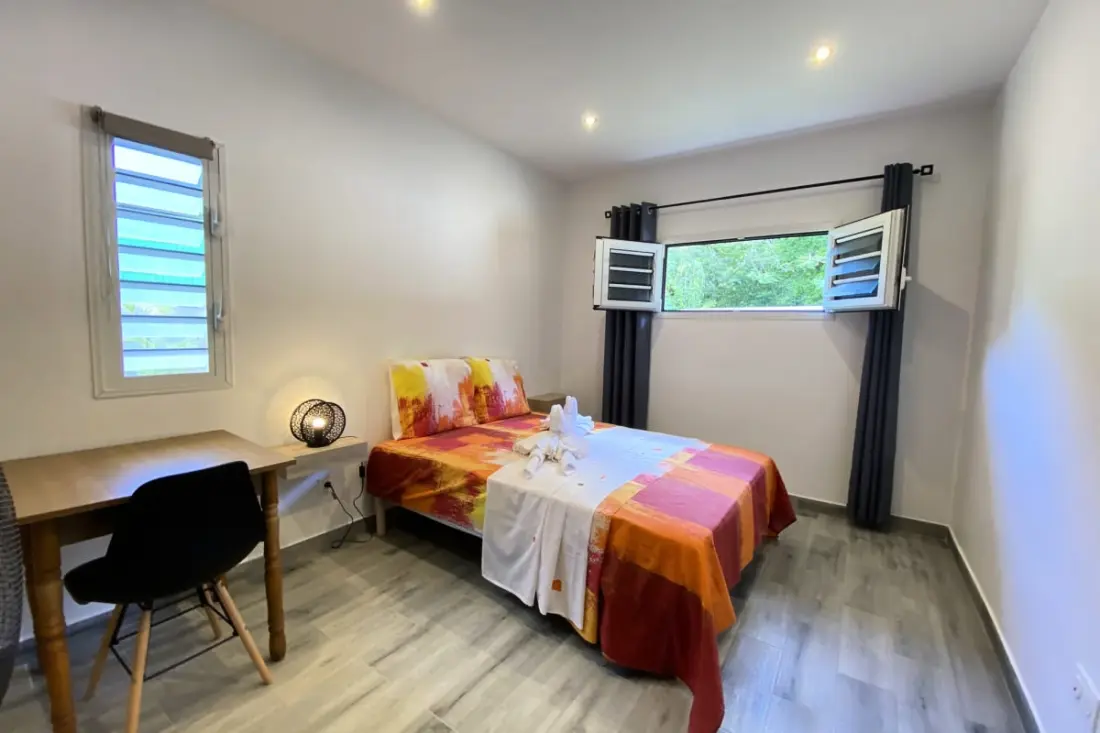 972m : Belle Villa Climatisée Avec Jardin