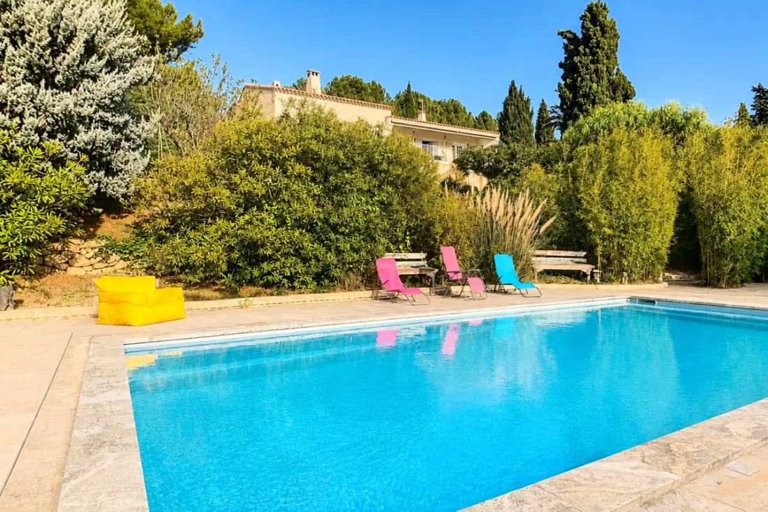 Villa Spacieuse Avec Piscine Et Vue Sur La Baie