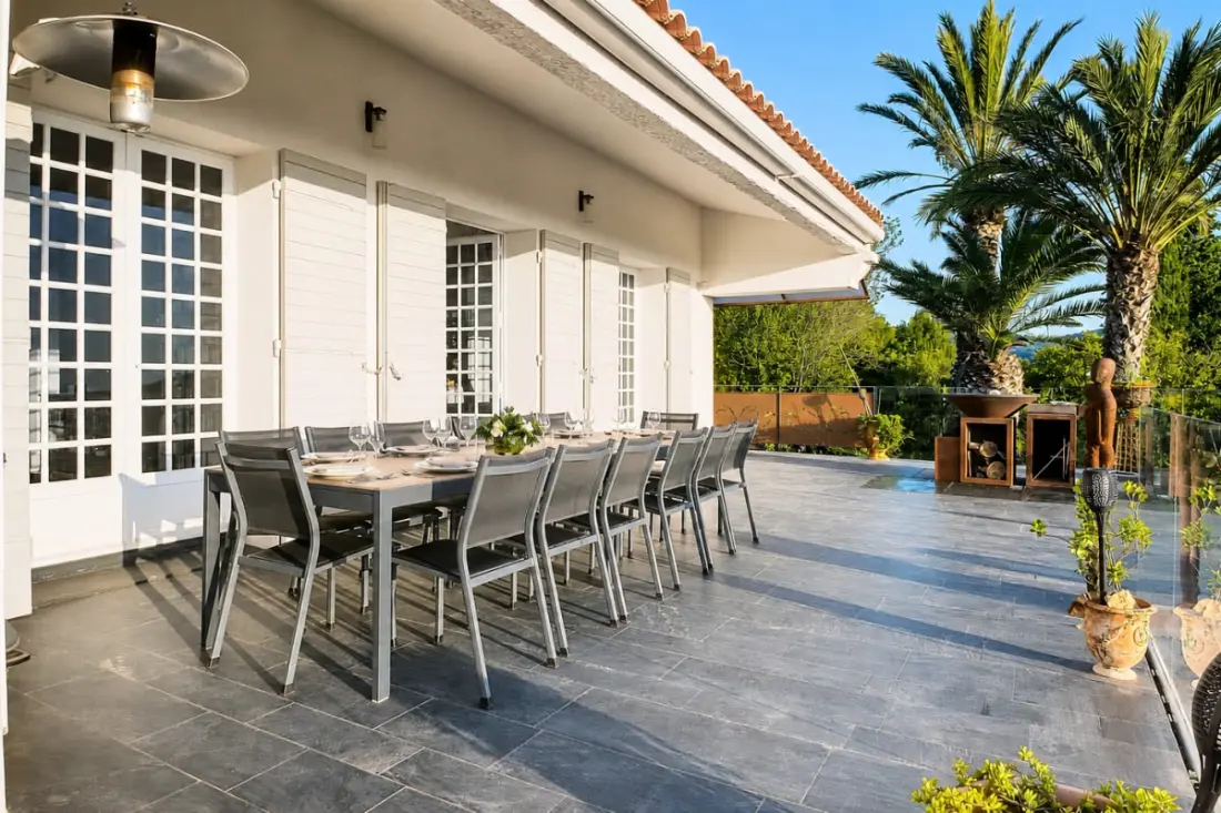 Villa Spacieuse Avec Piscine Et Vue Sur La Baie