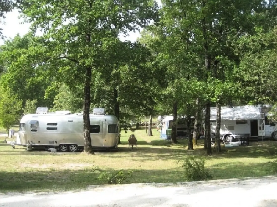 Camping LA MOTTE 3 étoiles★★★