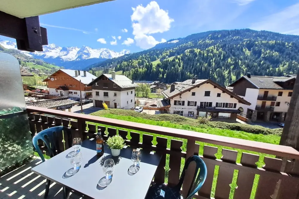 Studio Avec Balcon, Au Centre Du Village
