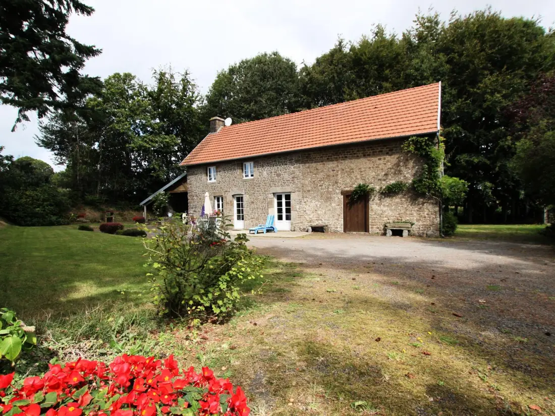 Maison de Vacances Le Grand-Celland 2