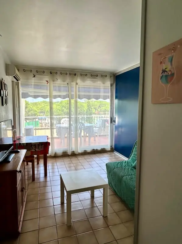40m² Avec Terrasse Dans Une Résidence Avec Piscine