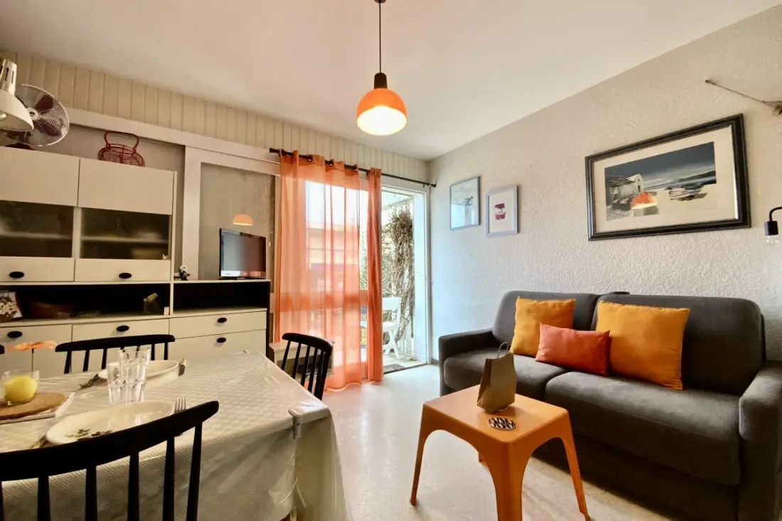 Résidence Appartement Les Yuccas T2 Avec Parking Le Grau Du Roi