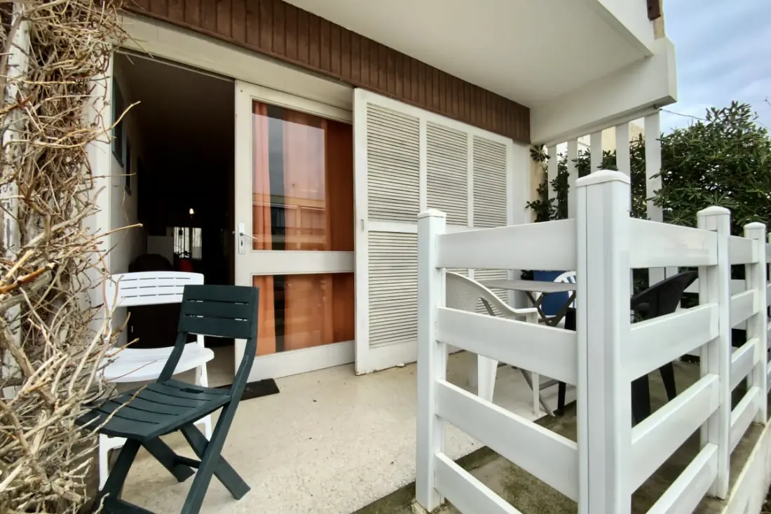 Résidence Appartement Les Yuccas T2 Avec Parking Le Grau Du Roi