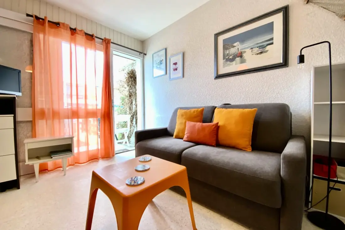 Résidence Appartement Les Yuccas T2 Avec Parking Le Grau Du Roi