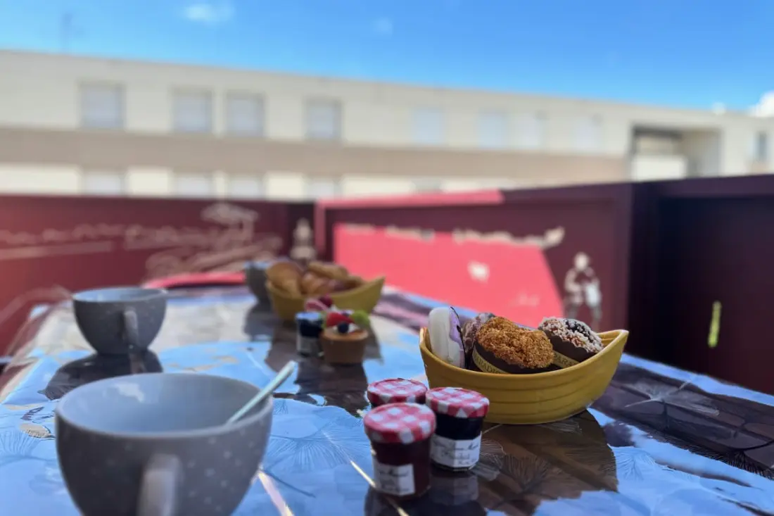 Résidence Coeur De Camargue : Terrasse Et Plage à Pied Au Centre