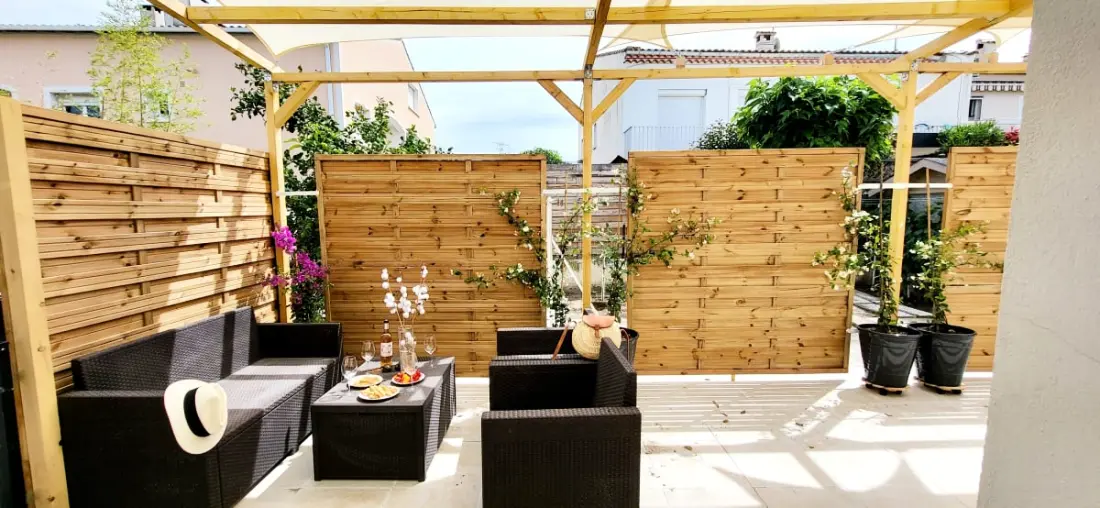Résidence Domino 1 Superbement Rénové - 2 Chambres -terrasse à 300m Plage, Commerces