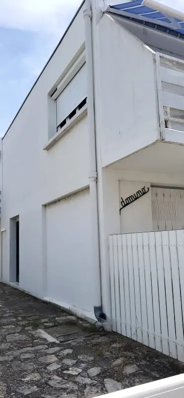 Résidence Domino 1 Superbement Rénové - 2 Chambres -terrasse à 300m Plage, Commerces