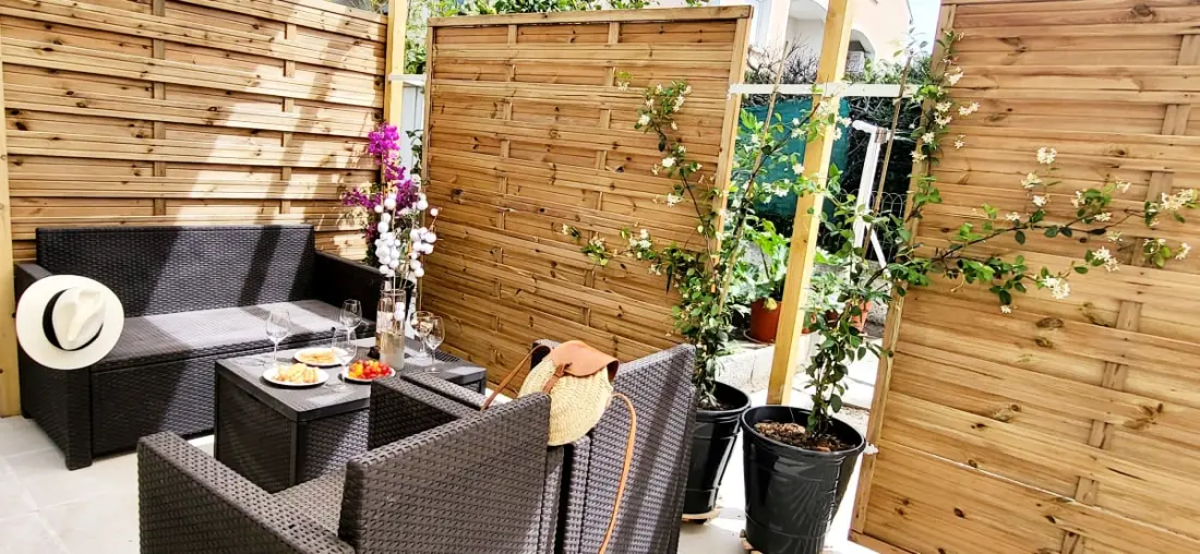 Résidence Domino 1 Superbement Rénové - 2 Chambres -terrasse à 300m Plage, Commerces