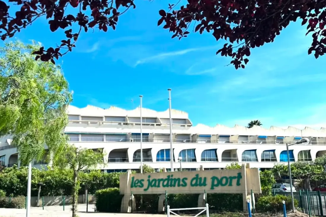 Résidence Jardins Du Port B1019 – Studio Rdc, Clim, Loggia, Parking, Wi-fi, Piscine