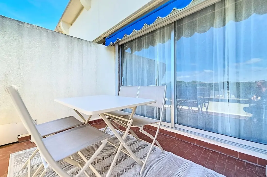 Résidence Jardins Du Port D3073 – Studio Clim, Terrasse, Parking, Wi-fi, Piscine