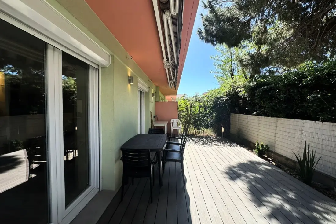Résidence L’eldorado – Séjour Au Boucanet Avec Terrasse Ombragée