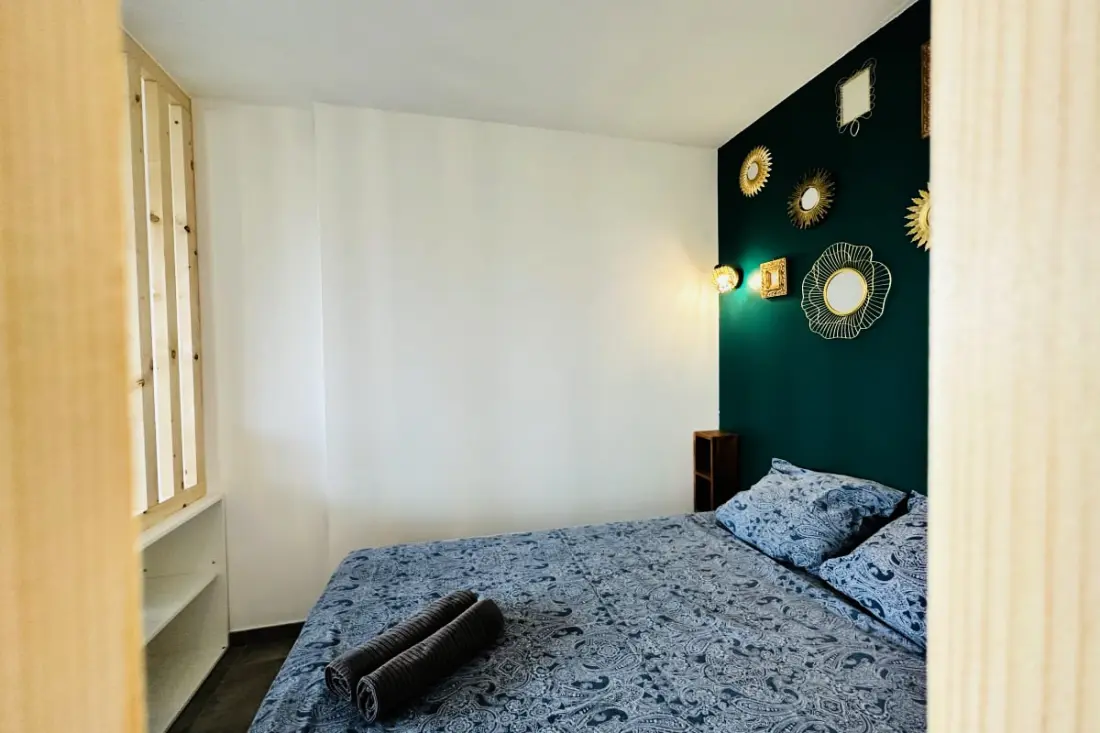 Résidence L'emeraude Au Soleil : Studio Avec Coin Nuit Dans Résidence Sur La Plage