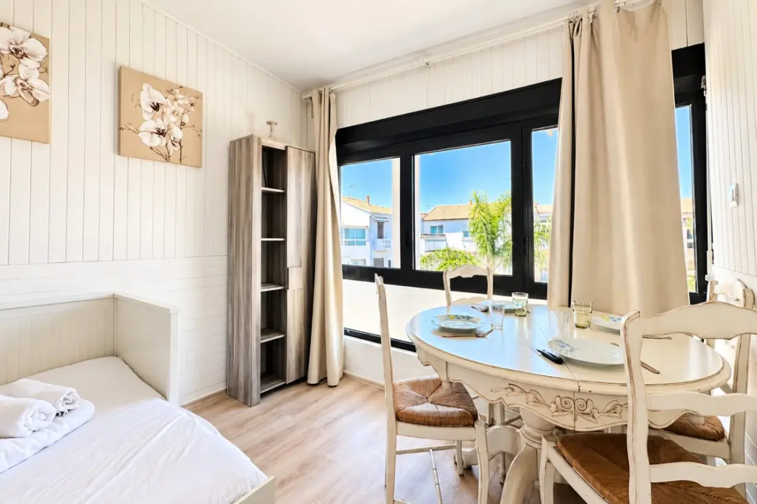 Résidence L’escapade Salée – Studio Cabine à 100 M Plage &amp; Centre