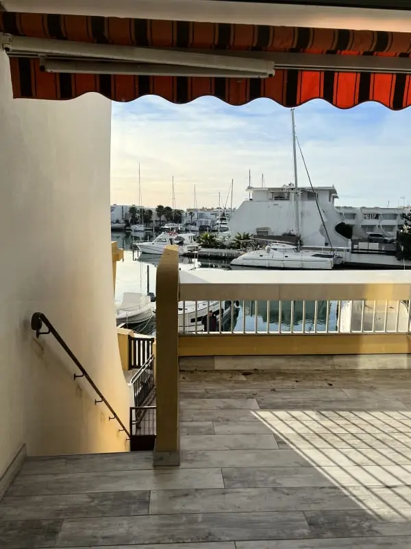 Résidence La Marina De Lairan : 2 Chambres Terrasse Vue Port De Plaisance