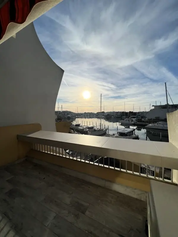 Résidence La Marina De Lairan : 2 Chambres Terrasse Vue Port De Plaisance