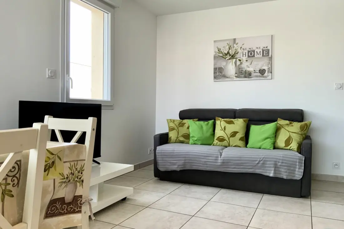 Résidence La Roselière  T3 Avec Terrasse Et Garage à 400 M De La Plage Au Grau-du-roi