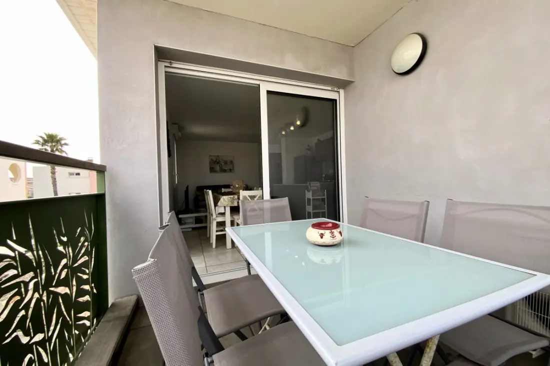 Résidence La Roselière  T3 Avec Terrasse Et Garage à 400 M De La Plage Au Grau-du-roi