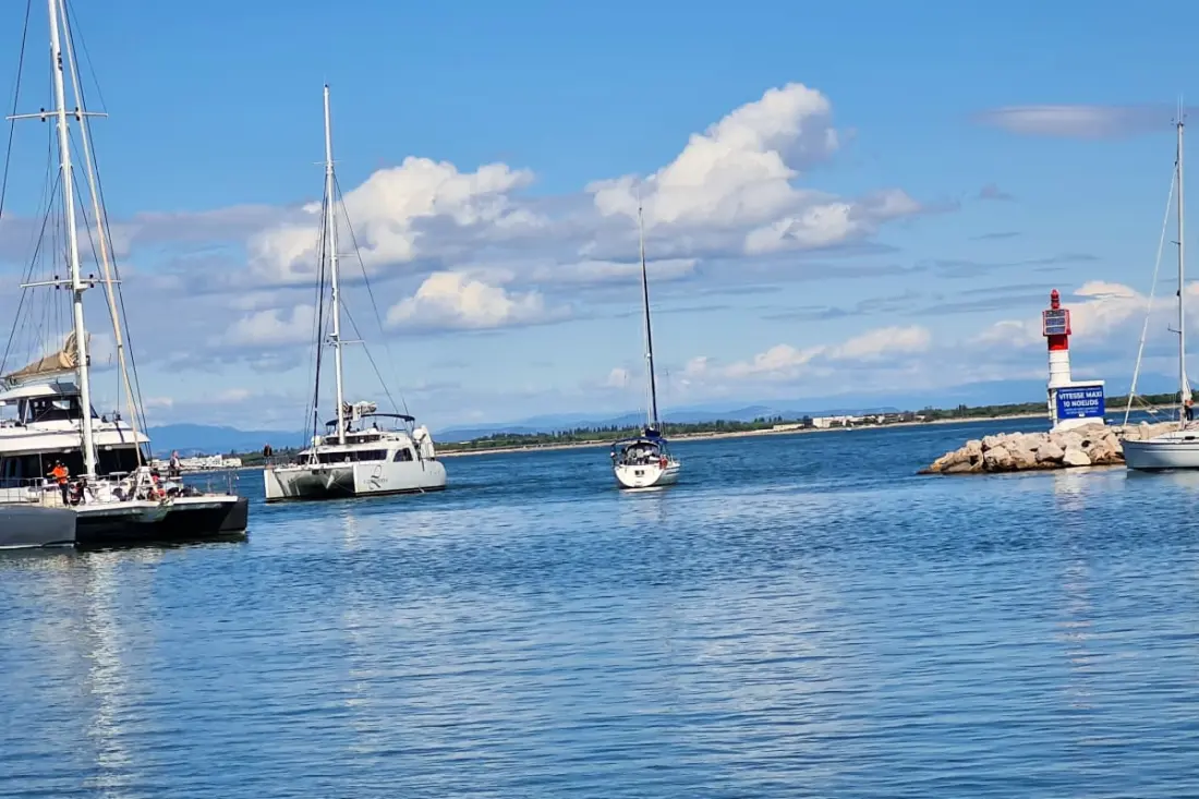 Résidence La Voile 🌊bleue : Plage 🏖️et Commerces à Pied 21 étoiles★ De France