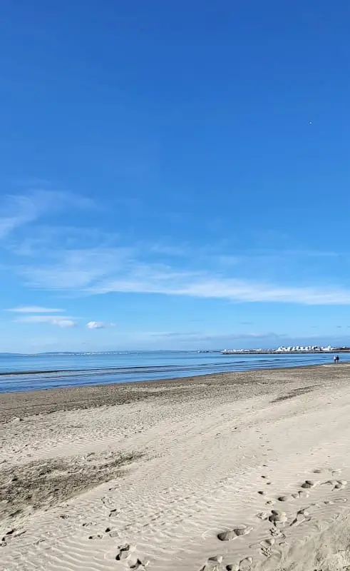 Résidence La Voile 🌊bleue : Plage 🏖️et Commerces à Pied 21 étoiles★ De France