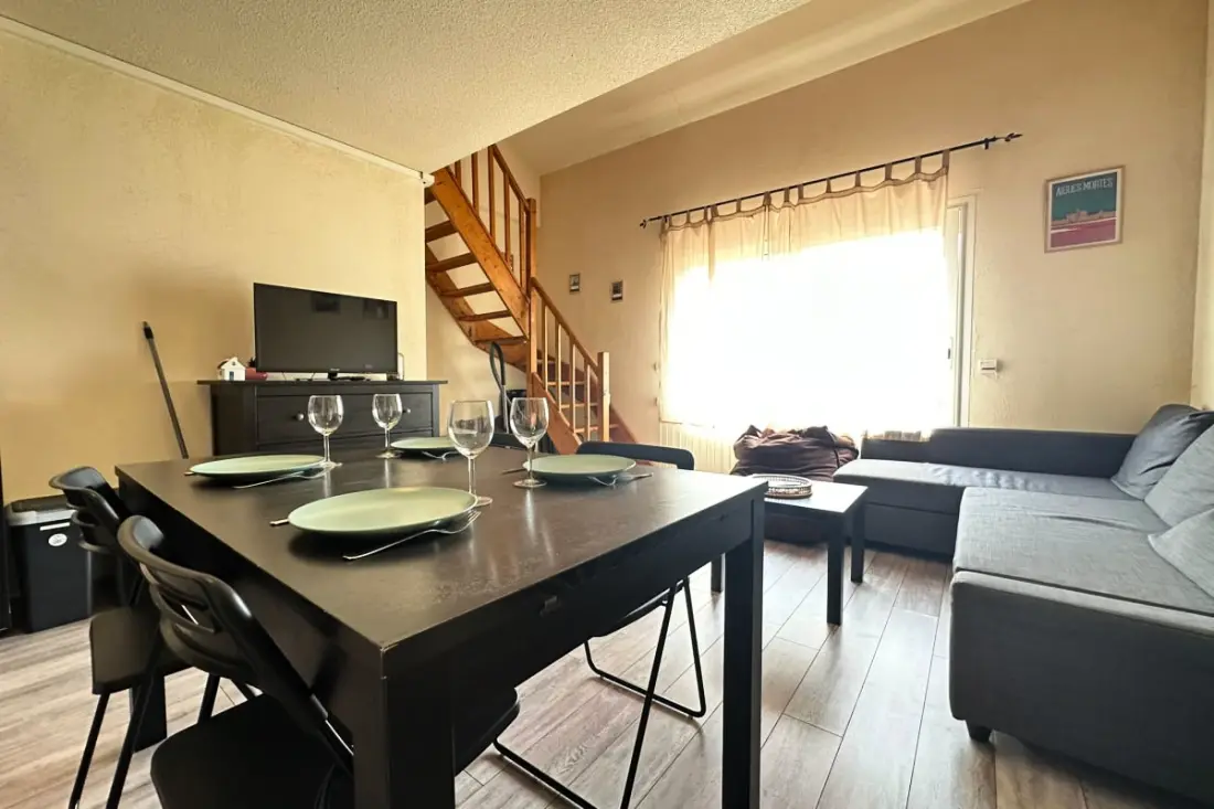 Résidence Le Petit Marius – Duplex Climatisé Avec Parking Au Grau-du-roi