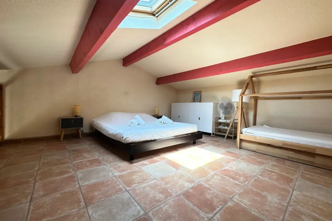 Résidence Le Petit Marius – Duplex Climatisé Avec Parking Au Grau-du-roi
