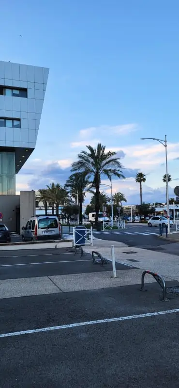 Résidence Le Royal : 🌊vue à 180 Degrés Sur La Mer !